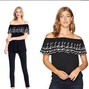 ADRIANNA PAPELL   EMBRODERED BLACK AND WHITE OFF THE SHOULDER RUFFLED  TOP   2XL